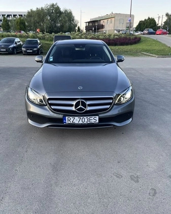 Mercedes-Benz Klasa E cena 82999 przebieg: 363000, rok produkcji 2018 z Rzeszów małe 704